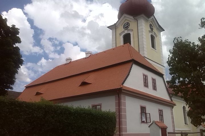 Muzeum panenek v Bobrové