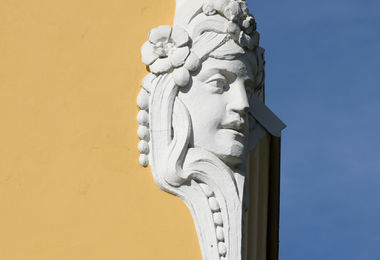 Body art – inspirace secesí (tvořivá dílna)